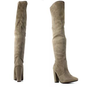 Steve Madden Rocking Taupe Boots